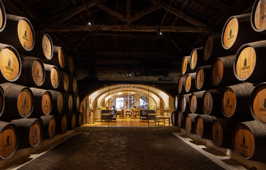 Sandeman Cellars - Espaços & Casas